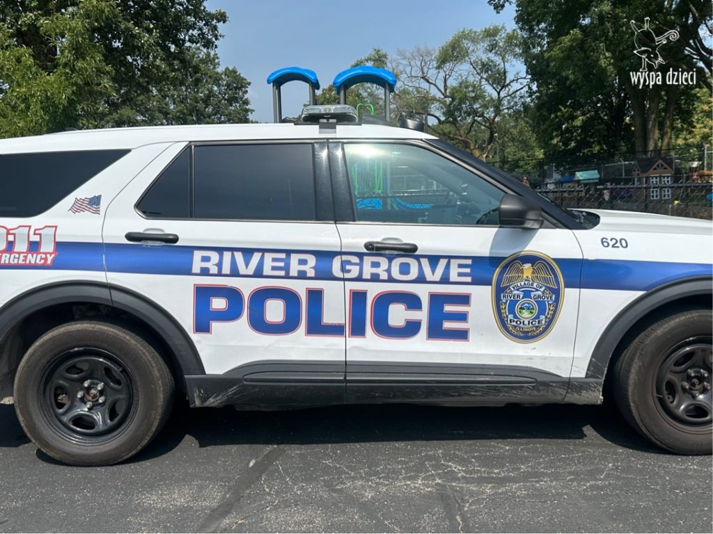 Police Officers at WYSPA DZIECI RIVER GROVE !