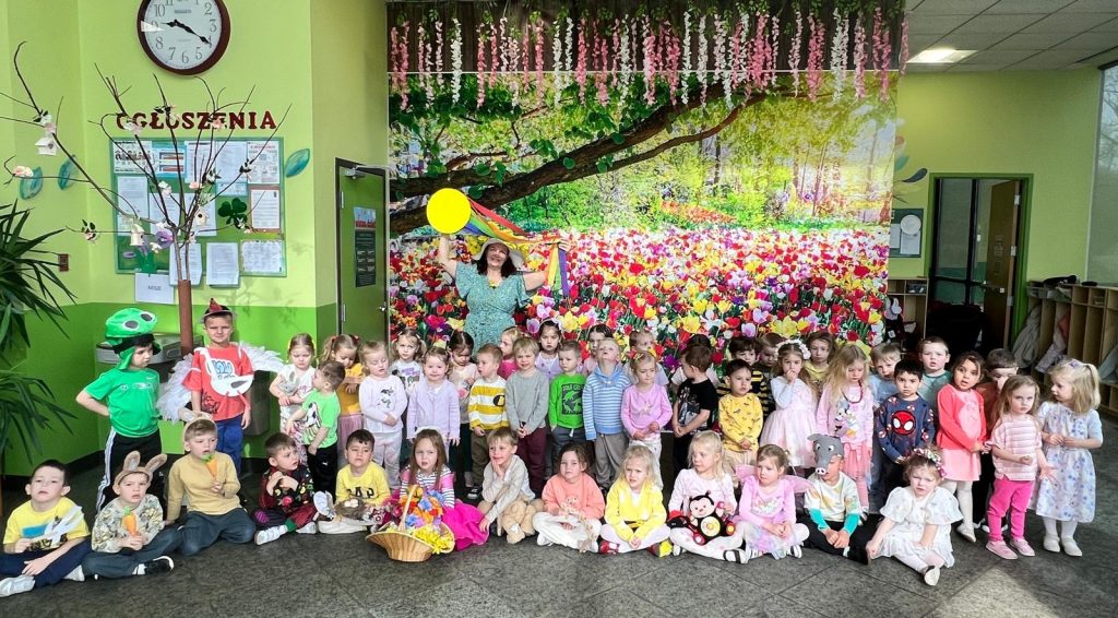 Wyspę Dzieci River Grove odwiedziła Pani Wiosna.