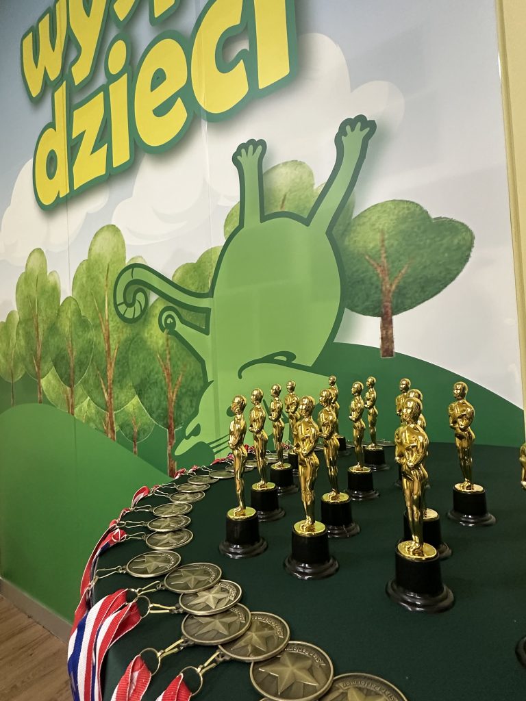 Mali artyści na scenie – Mam Talent w Wyspie Dzieci River Grove